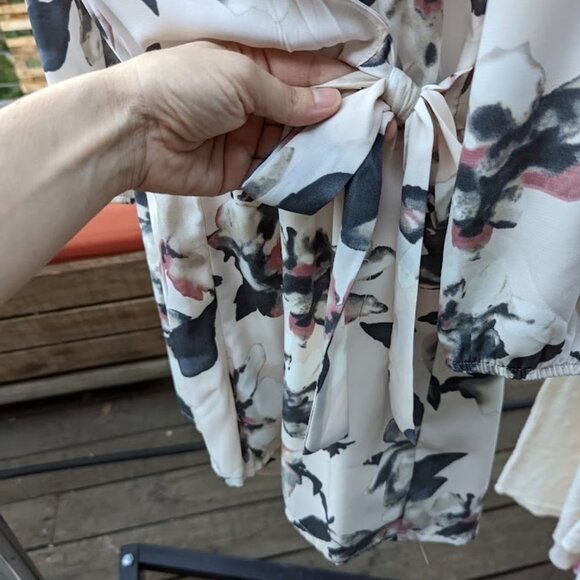 Nordstrom One Clothing Los Angeles Tie-Waist Long Sleeve Romper Size M - Picture 5 of 8